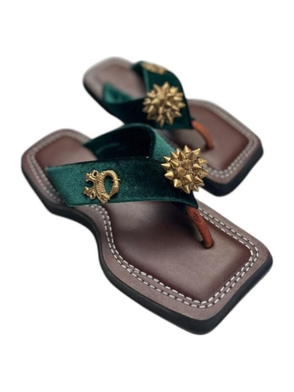 Chaussure-AK05